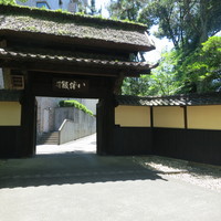 八勝館 - 飯田街道沿いの元はここが正門☆