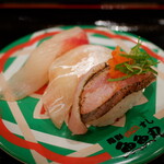 魚魚丸 - 料理写真:地魚入り三貫盛