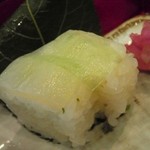 京料理夢懐石 谷ぐち - 鯛の小袖寿司