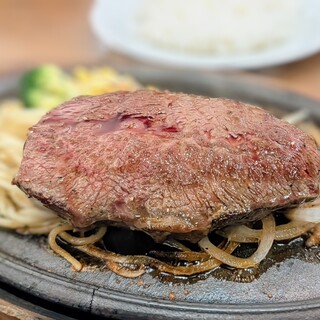 ヒーローズ ステーキハウス_0