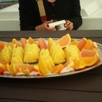 オクマ プライベートビーチ ＆ リゾート - フルーツ盛