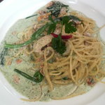 ノイカフェ 苦楽園店 - ほうれん草とエビのクリームパスタ