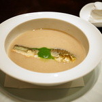 えさき - 和歌山　紀の川の鮎のすり流し　スープ仕立て　緑の雫