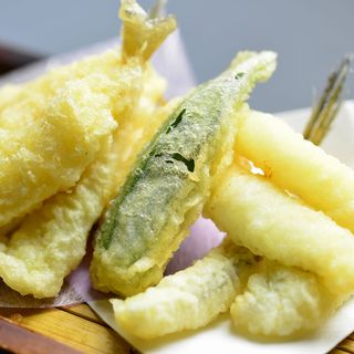 Tempura will be served freshly at the counter seats.