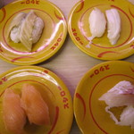 スシロー  - 料理写真:穴子、つぶ貝、サーモン系、鯛