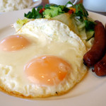 ガスト - 料理写真:目玉焼き＆ソーセージセット