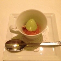 サンス・エ・サヴール - 一口前菜 アスパラガスのムース、トマトのジュレと烏賊