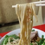 学 - （2015年6月再訪）もちろん麺は、いつもの学仕様だった。