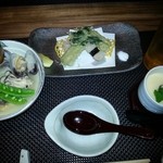 イチ - コースの蒸し物、揚げ物、煮物(イサキのアクアパッツア)和風?! 