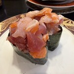 回転寿し旬楽 - 