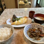 日の出食堂 - 