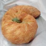 テーラ・テール - 本日パン　オリーブ