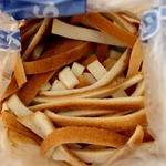 さくらんぼ - パン耳も貰っちゃった