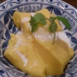 印度料理シタール - マンゴープリン!!
      シタールと言えばマンゴーデザート
      優しいプリンの味が幸せです(^.^)