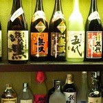 焼酎バー満月 - 店内の雰囲気