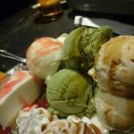博多酒場 もつ蔵 - メガドルチェ…アイスクリームが多い…