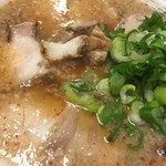 なるかみ - チャーシュー美味し