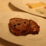 ラシェット・ブランシュ - チーズ用のフルーツ入りのパン