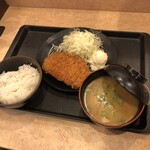 松のや - 料理写真:得朝ロースかつ定食(豚汁)650円