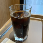 ホリーズカフェ - ドリンク写真:モーニングトースト(①ゆで卵、520円)
アイスコーヒー