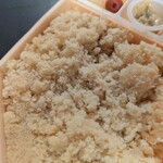 駅弁屋 - 料理写真:東華軒の鯛めし