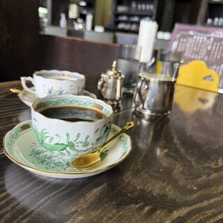 茜屋珈琲店_0