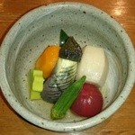 味人 - お通し 夏野菜の煮浸し