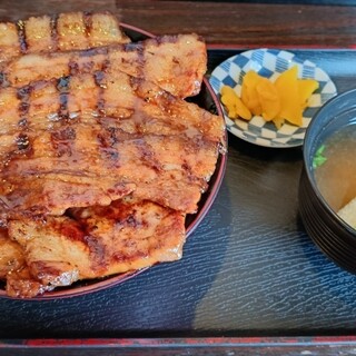 ぶた野家_1