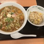 日高屋 - 料理写真:五目あんかけラーメン¥720半チャーハン¥310