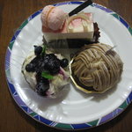 ナチュール シロモト - ＨＡＲＵ＆ブルーベリーとレアチーズケーキ＆和栗のモンブラン