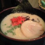 ラーメン 戦国 - 博多色だわ～　**