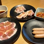 焼肉きんぐ - 料理写真: