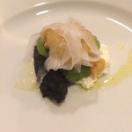 f - フレッシュチーズと色々…上にはイカのスライス