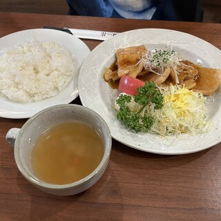 洋食工房 陶花_1