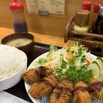 定食屋　イワイ - 料理写真: