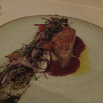 アクアヴィット - フォアグラとエシャロットのビターマーマレード　アプリコット、トレヴィス、ライブレッドのクリスプ