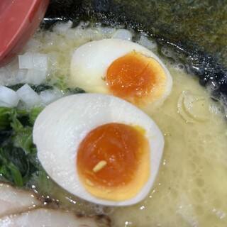 横浜家系ラーメン 龍馬家_1
