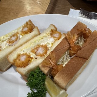 ストーリーカフェ_1