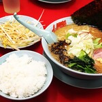ラーメン山岡家 - 料理写真:期間限定 濃厚白みそとんこつラーメン 各種TP
