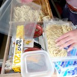 道久製麺所 - 麺がくっつきやすいので、タッパーなんぞ　用意