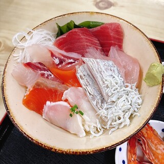 市場食堂_1
