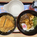 資さんうどん - 料理写真:
