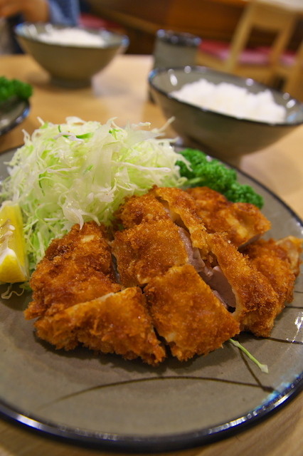 Tonkatsu Biton
