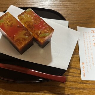 両口屋是清_0