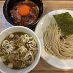 Menpeki Ginger Noodles - 料理写真: