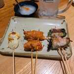 串鳥 - 料理写真:カチョカバロ 250円/豚キムチ 290円/レタス豚巻き 355円