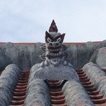 星のや竹富島 - 屋根の上のシーサー