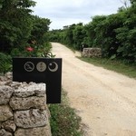 送迎車で「星のや 竹富島」へ