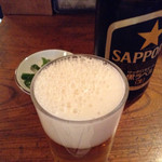 とんかつ かつせい - ワカメの茎の漬け物で瓶ビール(^o^)