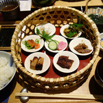 食べ比べ亭 - ごはんのお供たくさん！